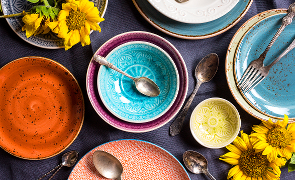 You’re having guests over for dinner. What’s the look?